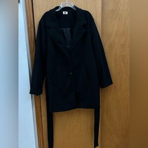Preowned Black Women's PeaCoat With Two Buttons and Tie Up Strap Size 2X